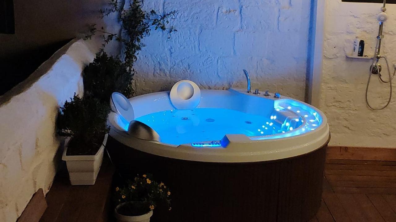 Amalfi Pool Suite - Puglia Mia Apartments 모노폴리 외부 사진